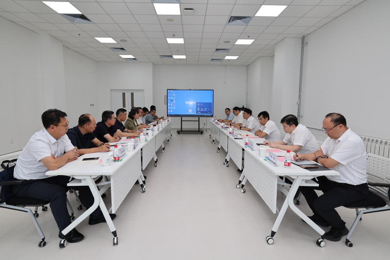 中国铁塔天津市分公司一行来校座谈交流