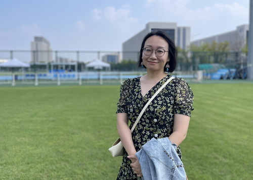 【威尼斯人博彩好老师】恪尽职守臻于至善，勤于修身严于律己——记我校服务育人示范岗吴萌